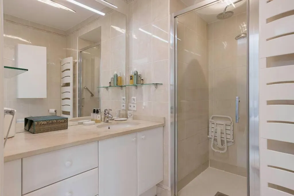 Appartamento Le Bleuet Medicis & Sea View & 50M Plage & Clim & Piscine Cannes 0*,