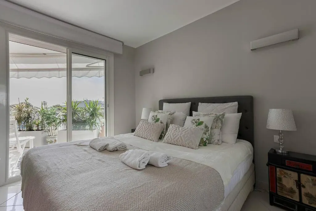 Le Bleuet Medicis & Sea View & 50M Plage & Clim & Piscine Apartment Cannes