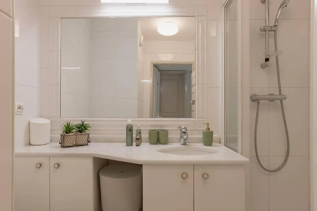 Appartamento Le Bleuet Medicis & Sea View & 50M Plage & Clim & Piscine Cannes